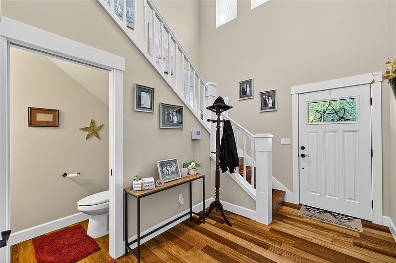 3rd image of 1618 28th Street