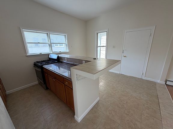 5th image of 369-371 Avenue E #1