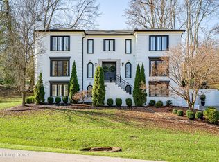 1404 Northwind Rd, Indian Hills, KY 40207