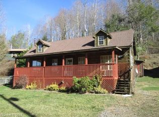 1205 Burnette Cove Rd, Canton, NC 28716