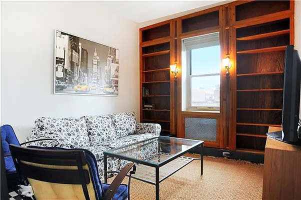 Rented by R New York | media 2