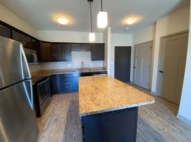 The Heights at Lincoln Swing | 4120