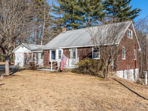 120 Cedar St, Sturbridge, MA 01566