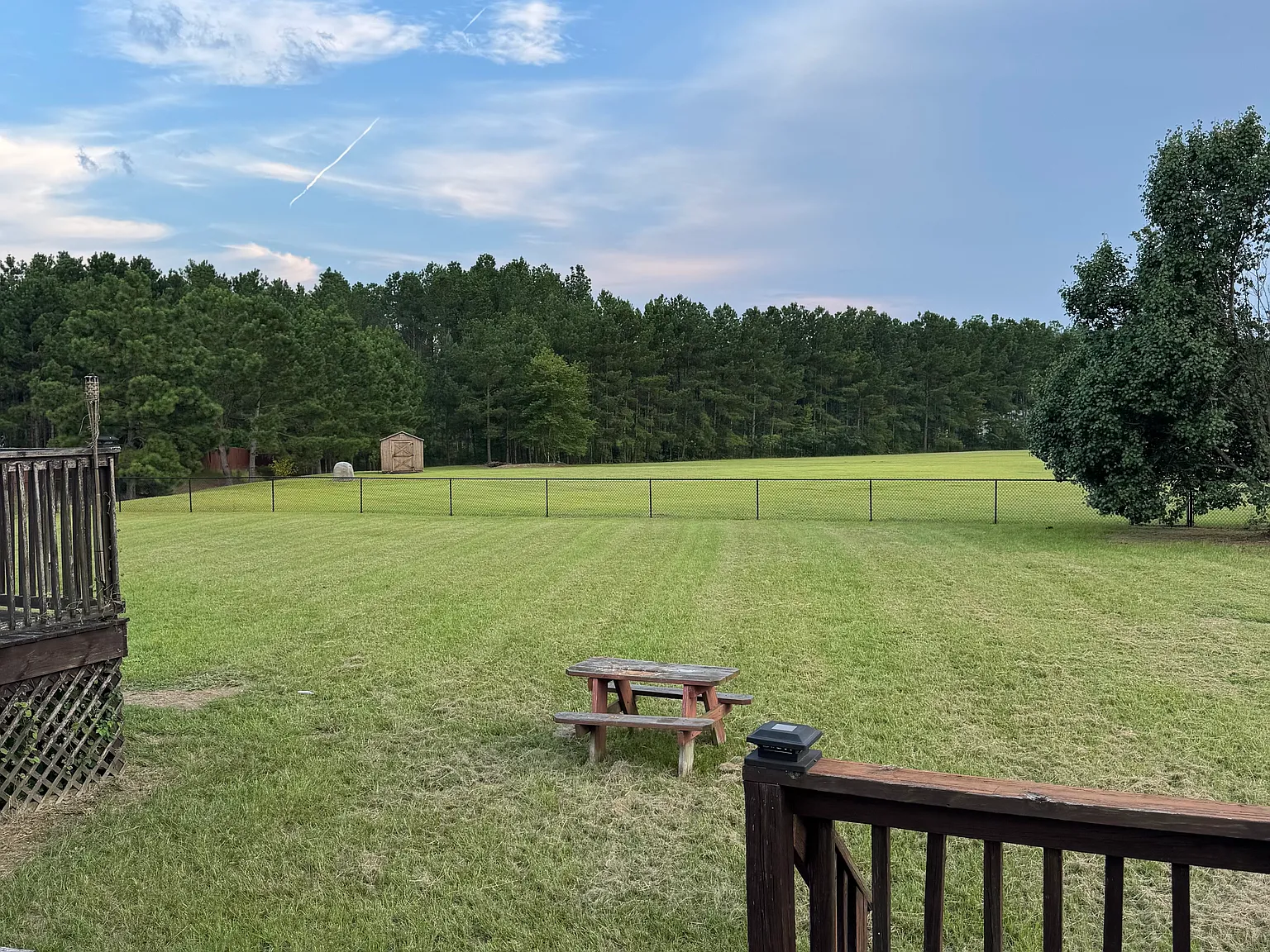 4 bed, 2.5 bath, 2100 sqft, $2,100 — Photo 3