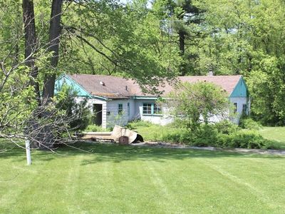 74 Charlton St, Oxford, MA, 01540