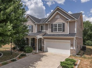 9434 Treyburn Lakes Dr, Indianapolis, IN 46239