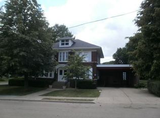 504 Grant St, Peru, IL 61354