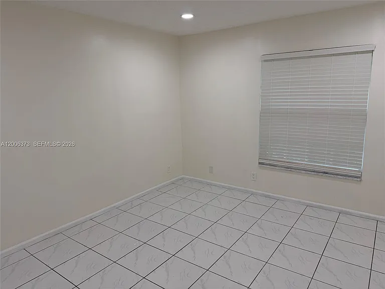 2200 NE 66th St #1426 — Photo 30