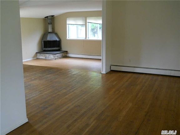 2nd image of 22 College Dr