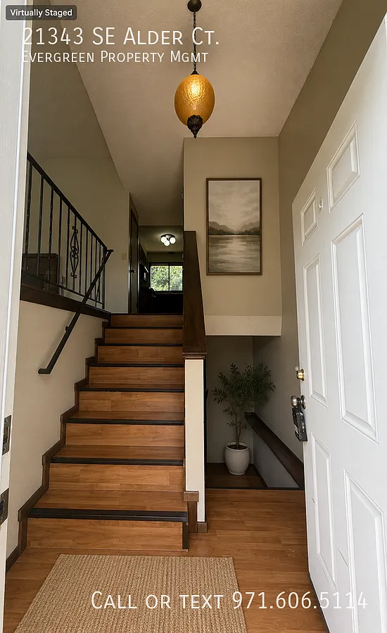 Move In By August 15 & Save $500 Gresham Duplex With Large Fully Fenced Backyard! Gresham Duplex ... — Photo 3