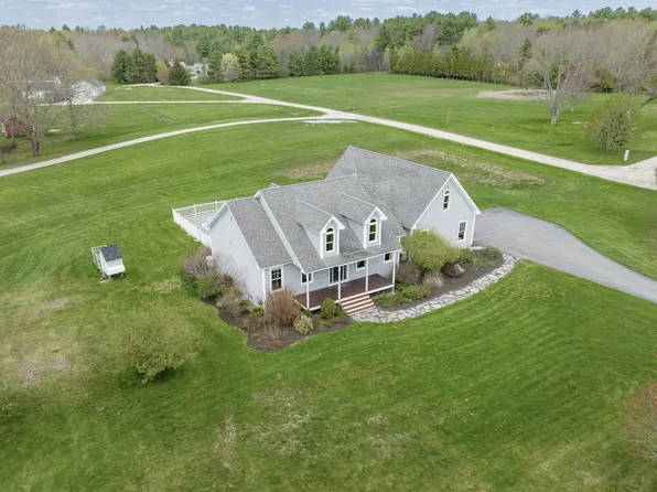 126 Middle Road, Cumberland, ME 04021