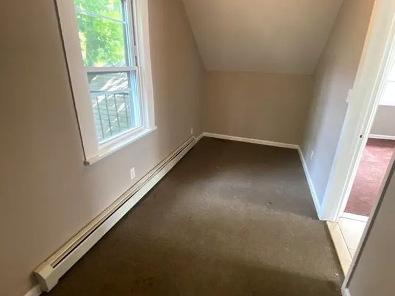 95 Alexander St #3 — Photo 4