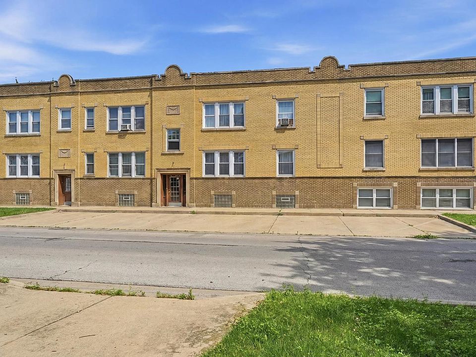 1st image of 5708 W George St Unit 2