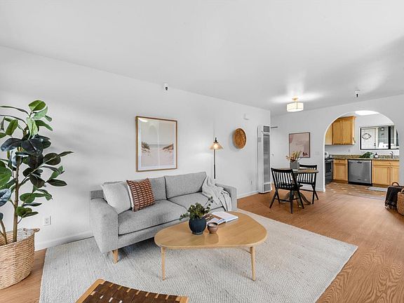 4th image of 720 Petaluma Boulevard S #27