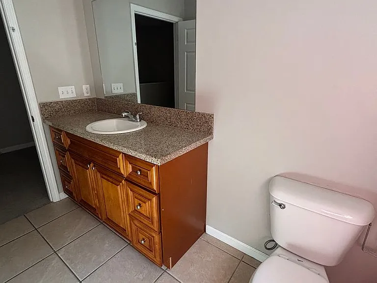 754 Sherman Ave #B — Photo 11