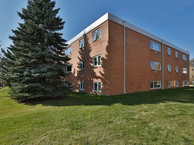 391 Gertrude Ave #GER303 — Photo 10