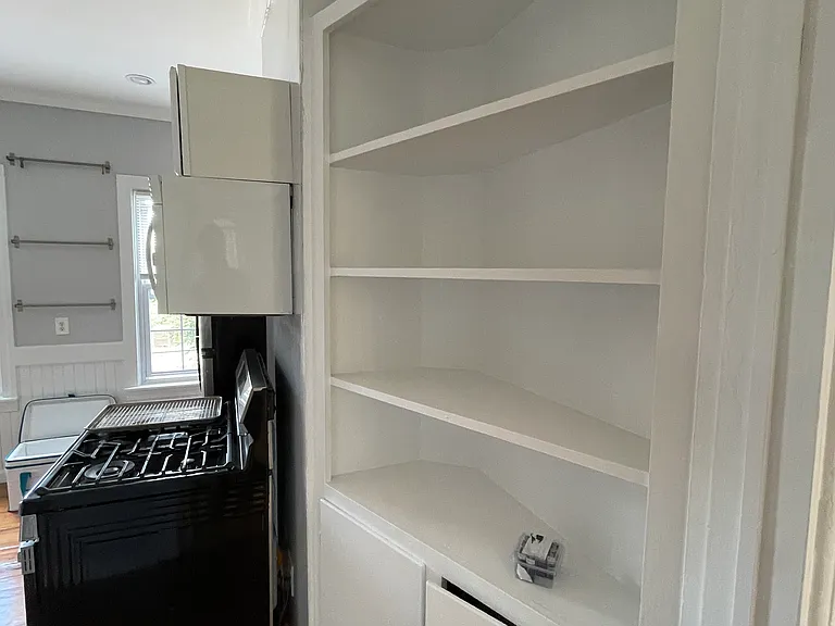 18 Andrews St #2 — Photo 10