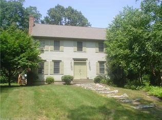 8 Roxbury Rd, Woodbury, CT 06798