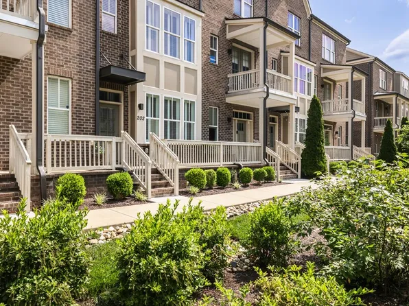 202 Porter Village Cir, Nashville, TN 37206