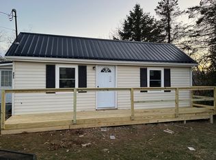495 Stone St, Christiansburg, VA 24073