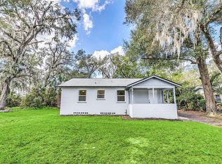 812 S Thompson Ave, Deland, FL 32720