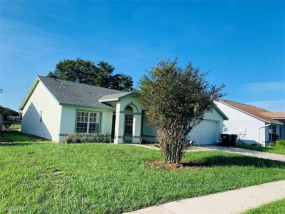 3rd image of 8048 Aspencrest Ct