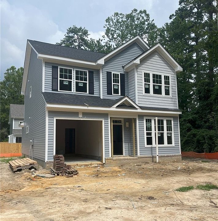 1st image of 202 Pocahontas St