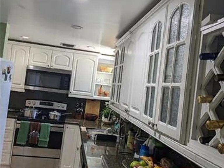 8001 N Crespi Blvd #CU-2C — Photo 13