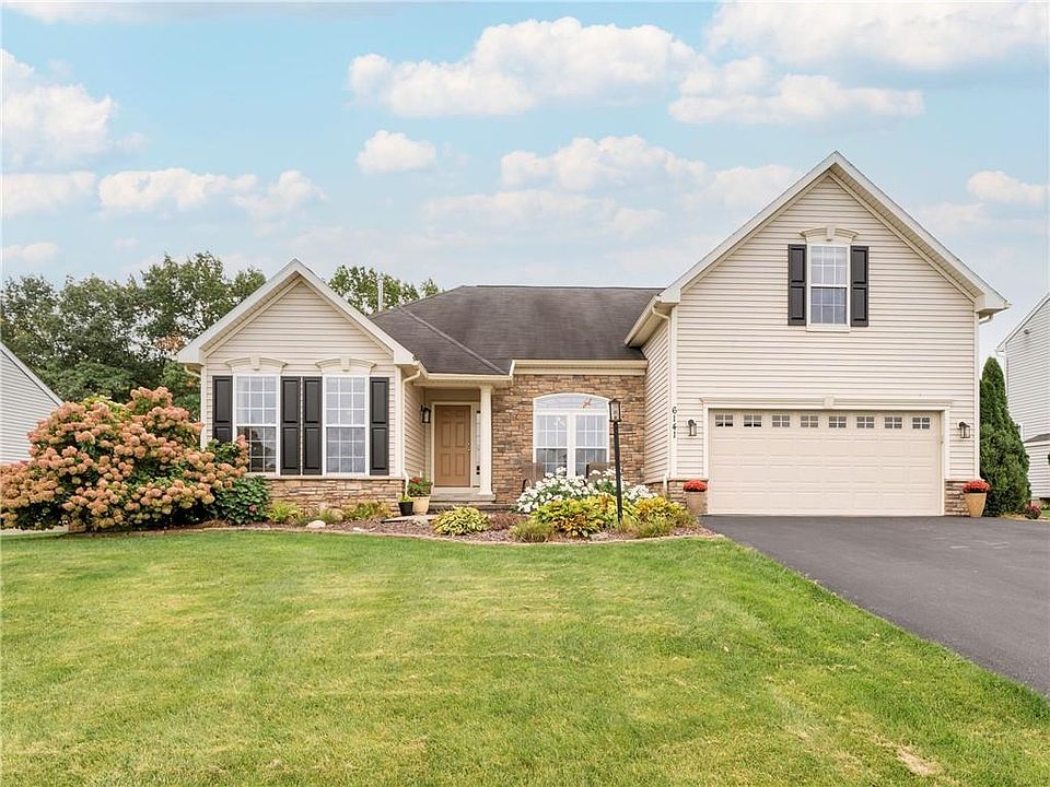 1st image of 6141 Amber Dr