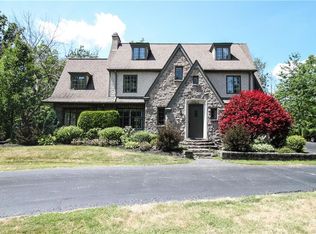 5094 Forest Rd, Lewiston, NY 14092