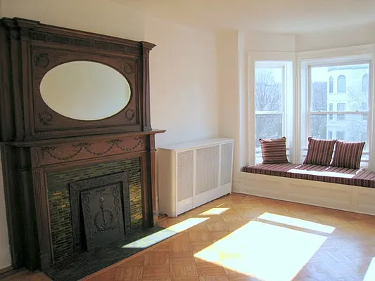 Sold by Sotheby's International Realty | media 6