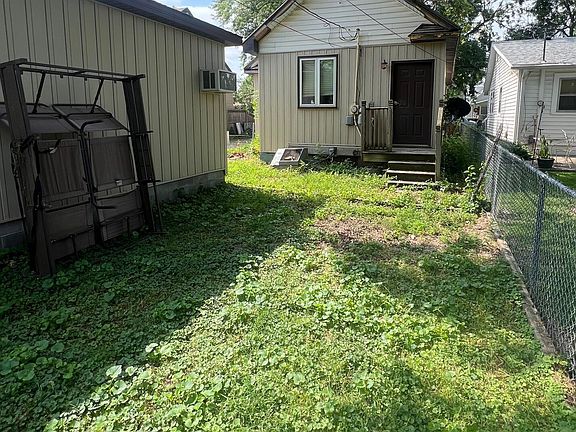 5th image of 2310 Avenue C