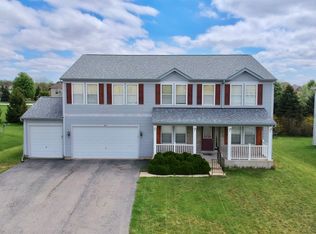 307 Ridgestone Trl, Poplar Grove, IL 61065