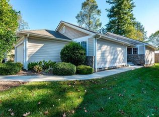 22 E Fairway View Ct, Etowah, NC 28729