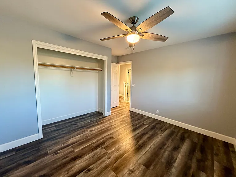 904 Larable Ct — Photo 19