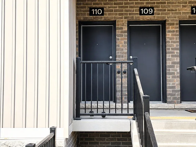 824 Woolwich St #110 — Photo 3