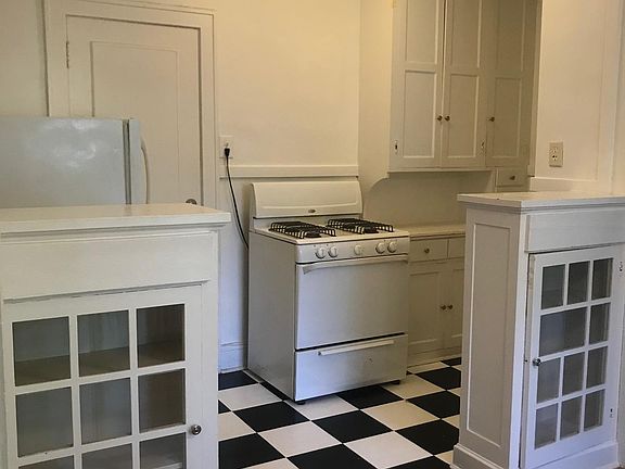 4th image of 3955 1st Ave S #4