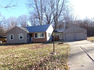 828 Kusterer Ave NW, Grand Rapids, MI 49534