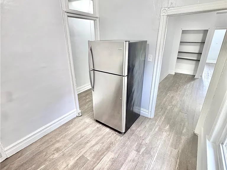 1410 W Turner St #2 — Photo 5
