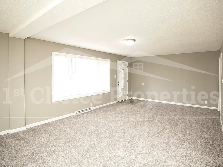 6051 Willow Cir — Photo 6