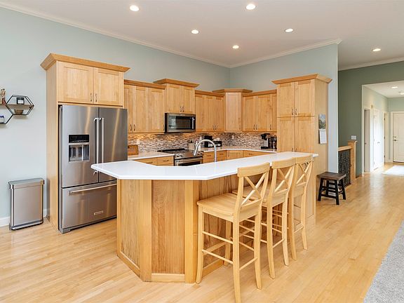 5th image of 2827 SW 30th St