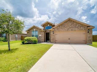9715 Golden Cypress Dr, Rosharon, TX 77583