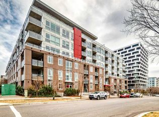 88 W 9th St NE #221, Calgary, AB T2E4E1