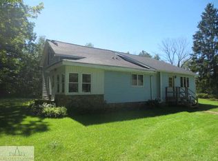 3100 S Lacey Lake Rd, Bellevue, MI 49021