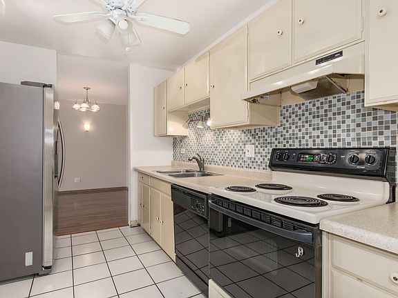 3rd image of 960 Beau Dr Unit 304