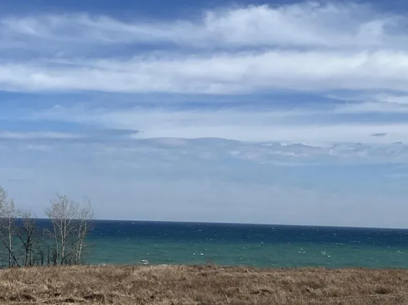 1206 SHIELING LANE #Lt17, Port Washington, WI 53074