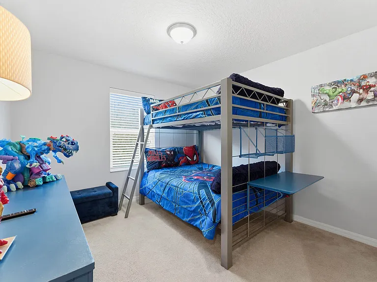 Crown Haven Dr — Photo 3