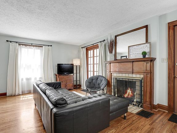 5th image of 1418 Virginia Ave