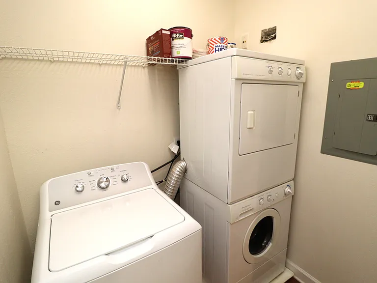 223 Eyam Hall Ln — Photo 14