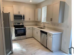 1054 SE 23rd Ter, Homestead, FL 33035